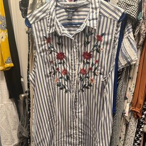 Striped Sleeveless Shirt with Floral Embroidery
